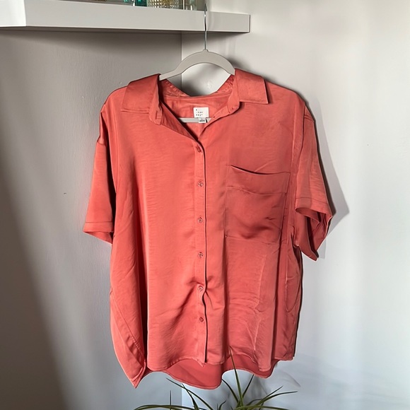 a new day Tops - A New Day satin short sleeve button down